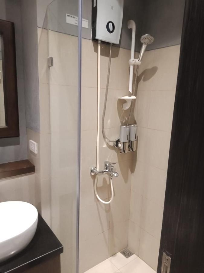 马卡蒂碧康一室公寓 马尼拉 外观 照片
